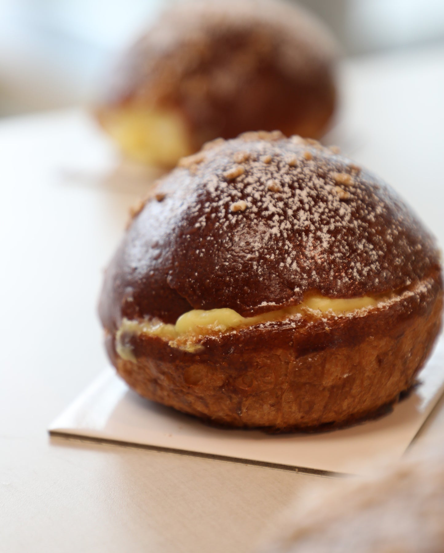 Brioche fourrée à la crème